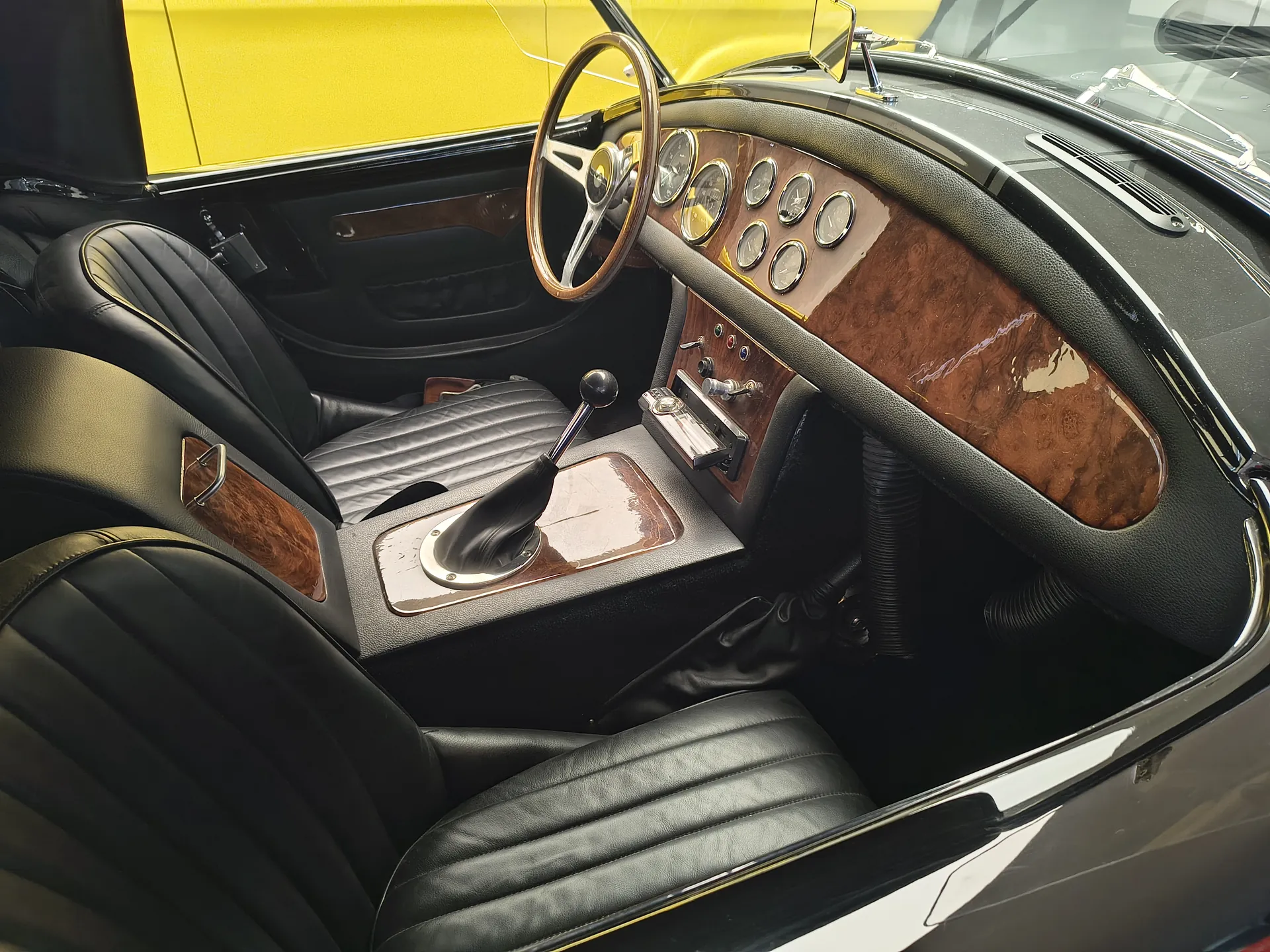 В Казань. Ak Bars Retro Cars